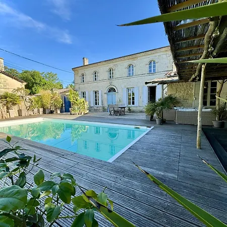 La Parenthese Des Vignes Bed and Breakfast 3*
